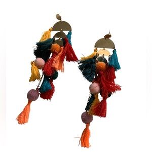 🤩 JEWELRY 2 FOR $10 - BUNDLE & SAVE 🤩 
Tassel Earrings